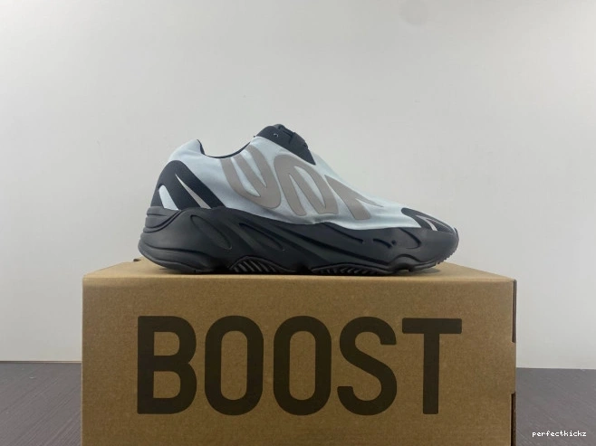 Tint GZ0711 Adidas MNVN Yeezy Boost 700 Blue 0811